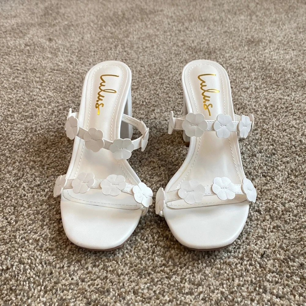 Worn once lulus heels! - Picture 1 of 3